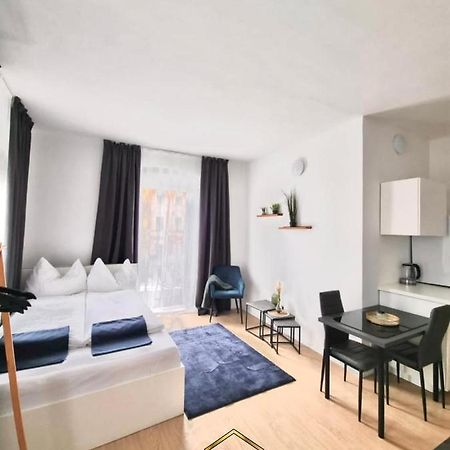 Bird Home Room 10 Klagenfurt am Woerthersee ภายนอก รูปภาพ