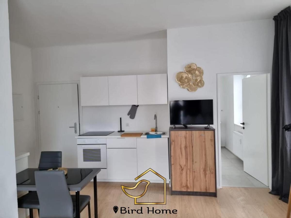 Bird Home Room 10 Klagenfurt am Woerthersee ภายนอก รูปภาพ